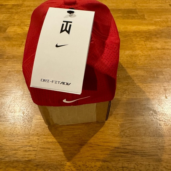 Nike Golf Tiger Woods Hat S/M Red Legacy 91 DH1344 687 Dri Fit Mesh NEW With Tag - Picture 3 of 8